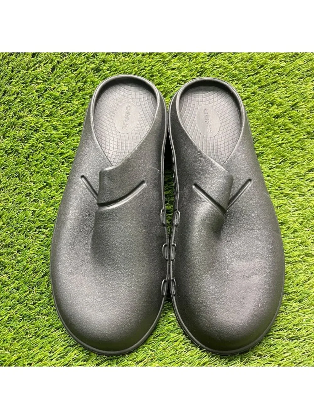 OOFOS OOcloog Clog Mens Size 11 Black Beach Outdoor Slip On Recovery Sandals